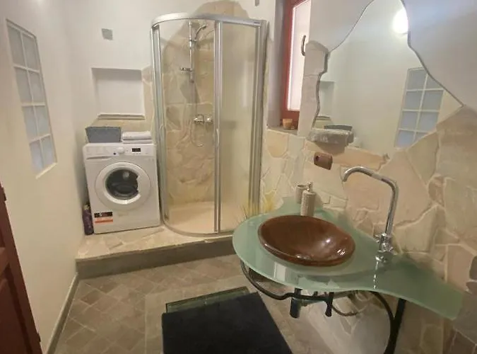 Lucia - 6 Apartamento
