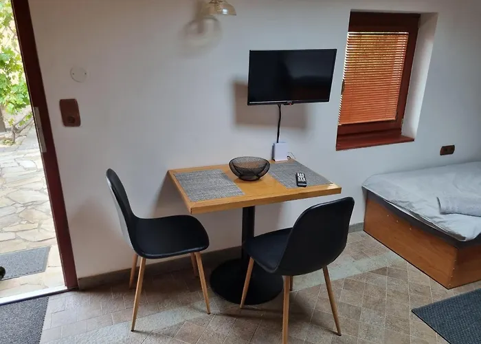 Lucia - 6 Apartment *